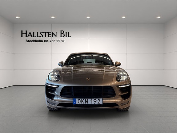 Porsche Macan 5 of 5