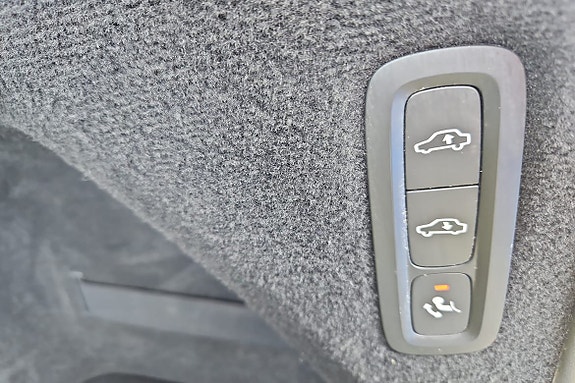 Volvo XC90 22 of 27