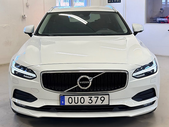 Volvo V90 7 of 23