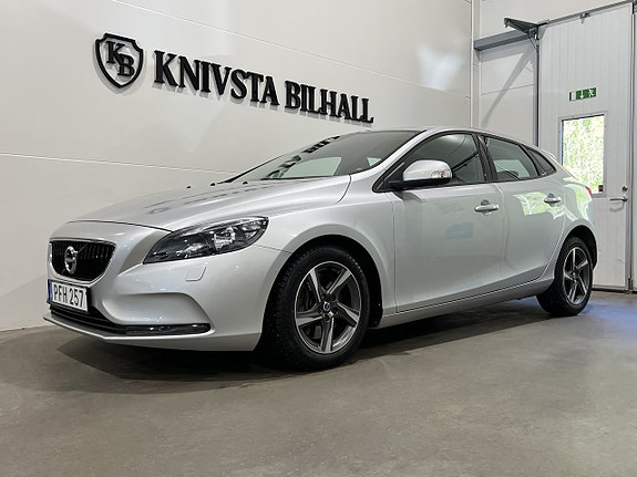 Volvo V40 19 of 22