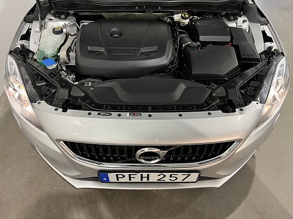 Volvo V40 11 of 22