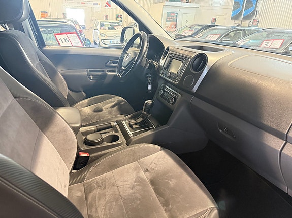 Volkswagen Amarok 9 of 15