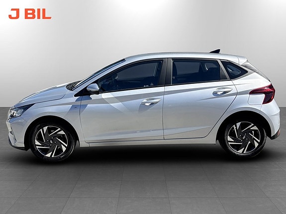 Hyundai i20 3 of 5