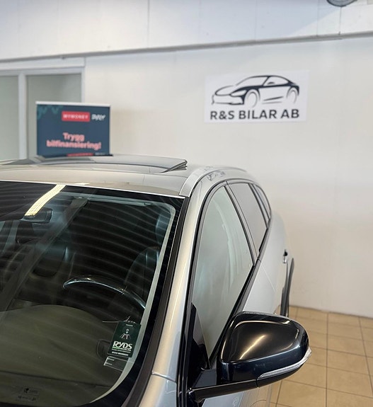 Volvo V60 Cross Country 9 of 18