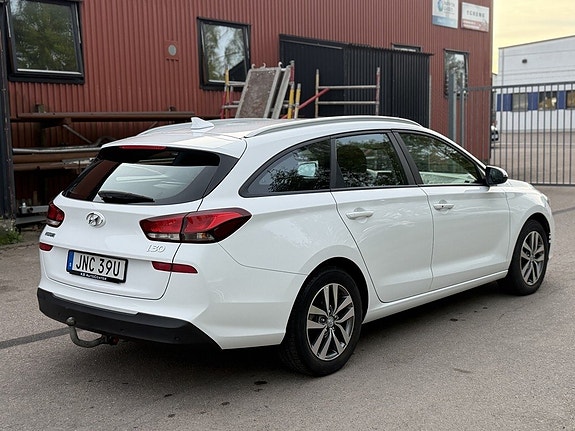 Hyundai i30 3 of 5