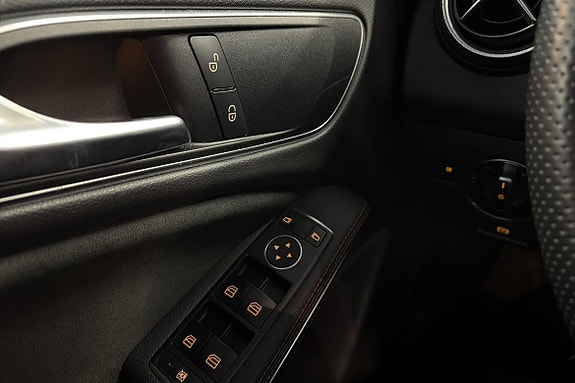 Mercedes-Benz CLA250+ 14 of 23