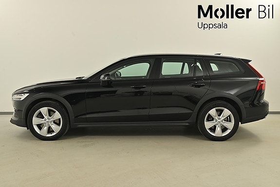 Volvo V60 Cross Country 5 of 5