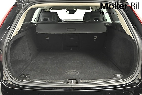 Volvo V60 Cross Country 8 of 10