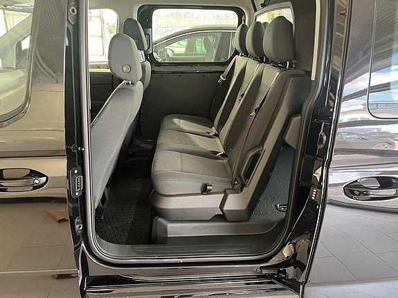 Volkswagen Caddy 9 of 13