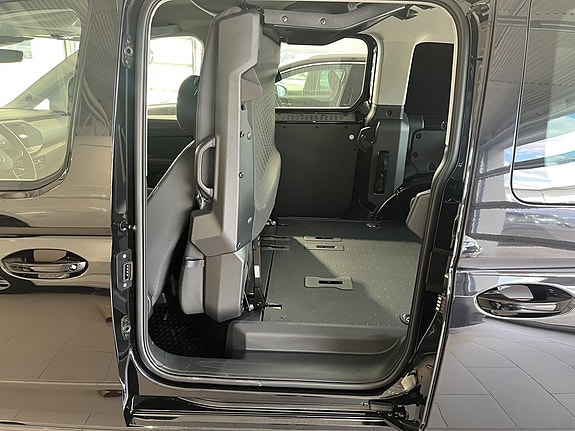 Volkswagen Caddy 8 of 13