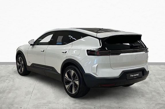 Polestar 3 7 of 18