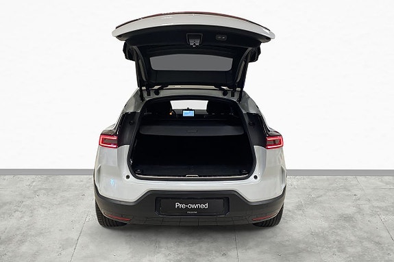 Polestar 3 15 of 18