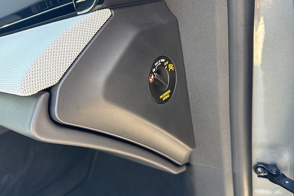 Polestar 4 15 of 20