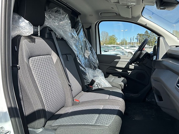 Volkswagen Transporter 15 of 22