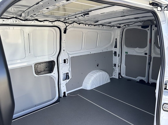 Volkswagen Transporter 10 of 22