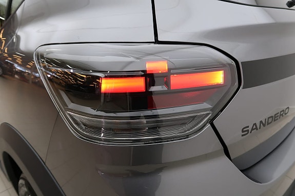 Dacia Sandero 7 of 23