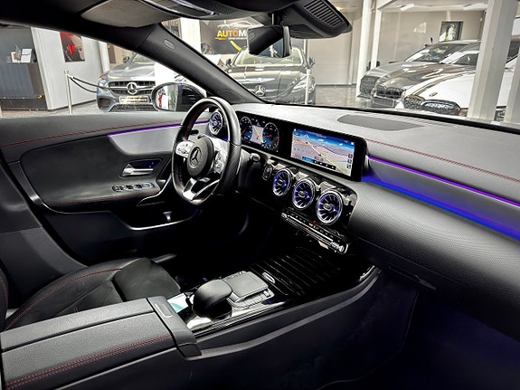 Mercedes-Benz CLA200 d 14 of 18