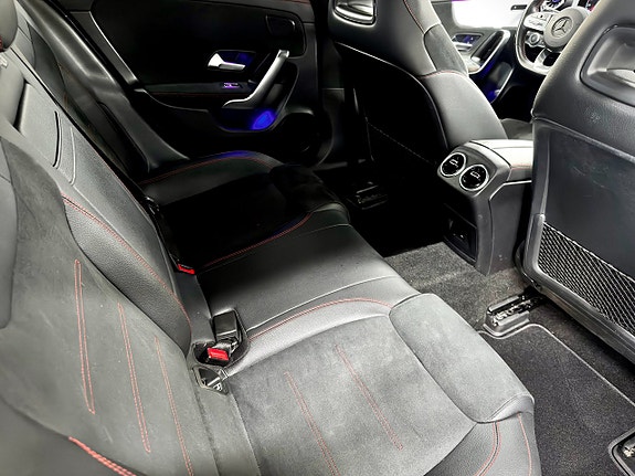 Mercedes-Benz CLA200 d 16 of 18
