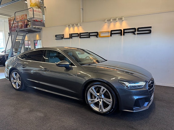 Audi A7 4 of 5