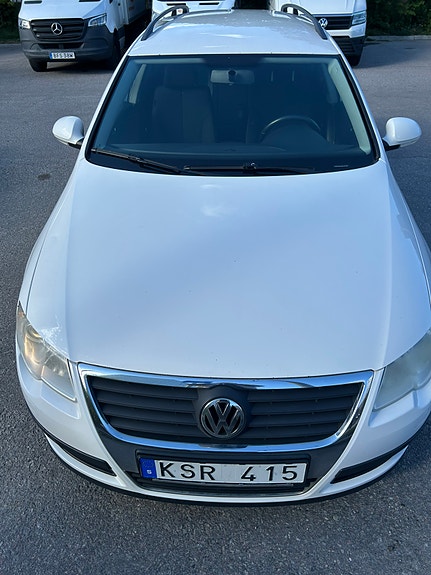 Volkswagen Passat 3 of 5