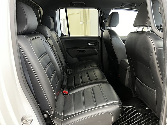 Volkswagen Amarok 17 of 26
