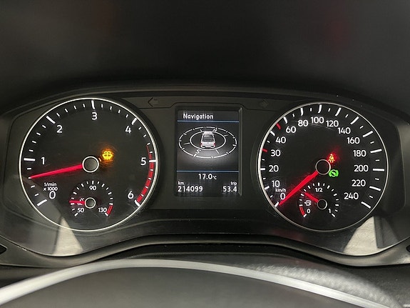 Volkswagen Amarok 21 of 26