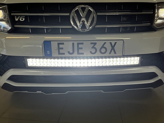 Volkswagen Amarok 12 of 26