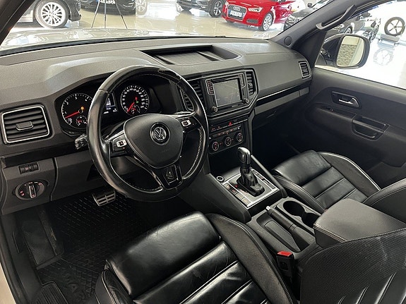 Volkswagen Amarok 13 of 26