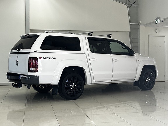 Volkswagen Amarok 9 of 26