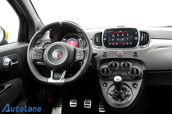 Abarth 595 26 of 30
