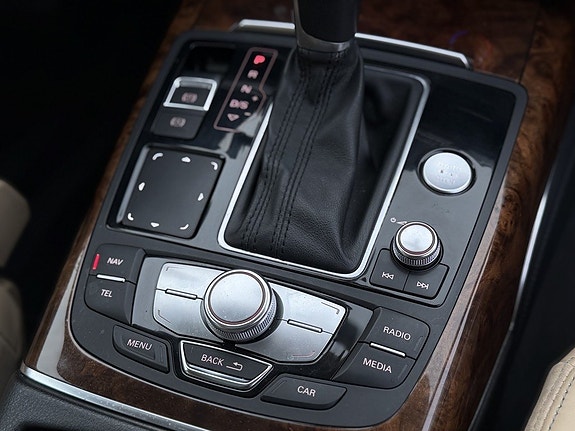 Audi A6 allroad 25 of 26