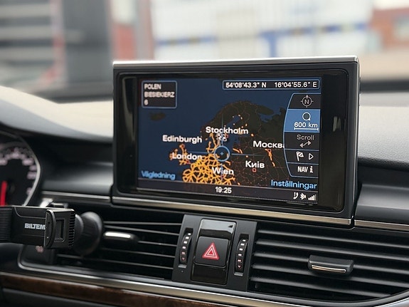 Audi A6 allroad 22 of 26