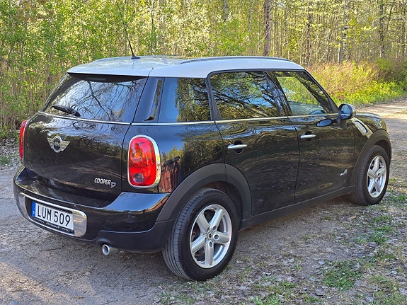 MINI Countryman Cooper D 3 of 5
