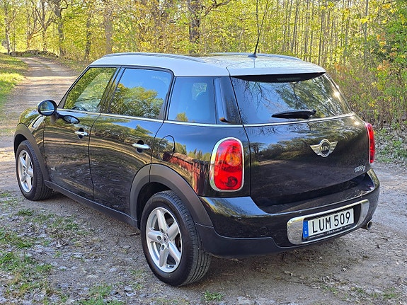 MINI Countryman Cooper D 16 of 23