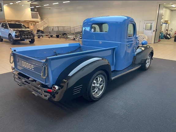 Dodge WC52 5 of 8