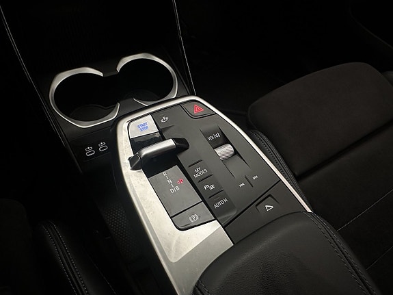 BMW iX2 26 of 30
