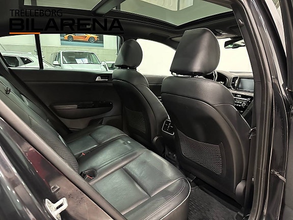 Kia Sportage 24 of 26
