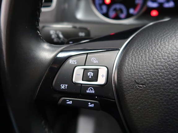 Volkswagen Golf I 27 of 30