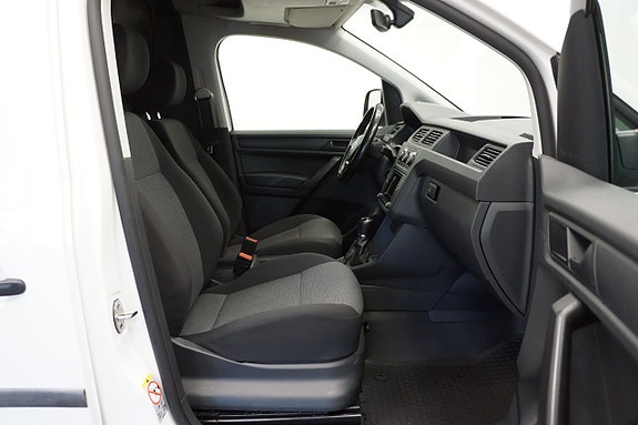 Volkswagen Caddy Maxi 8 of 12