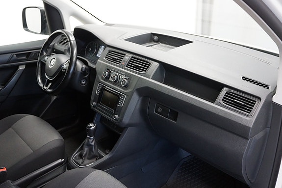 Volkswagen Caddy Maxi 9 of 12