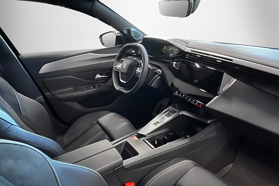 Peugeot 408 4 of 5