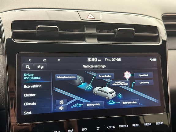 Hyundai Tucson 19 of 30
