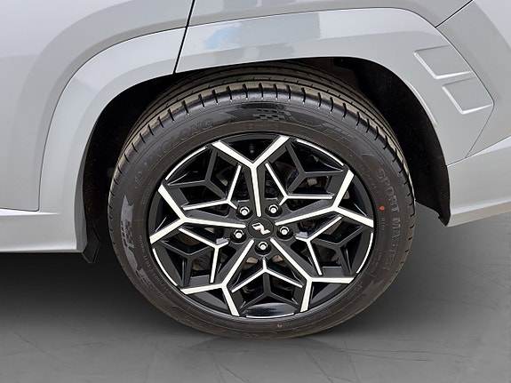 Hyundai Tucson 28 of 30