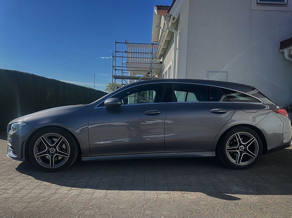 Mercedes-Benz CLA200 3 of 5