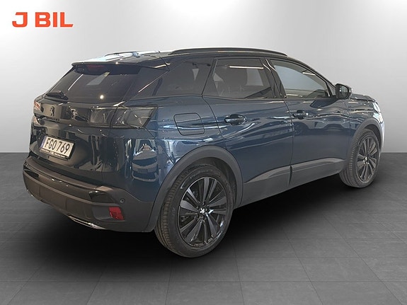 Peugeot 3008 4 of 5