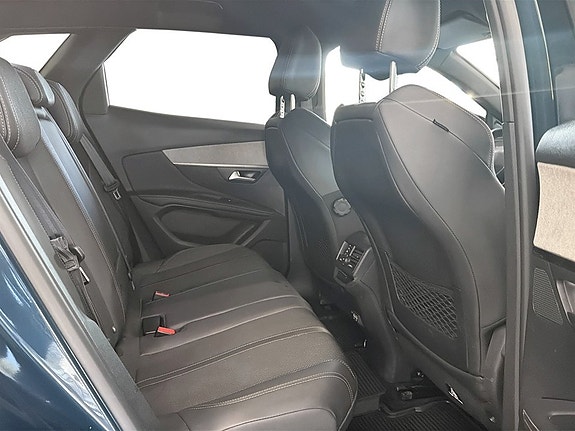 Peugeot 3008 7 of 19