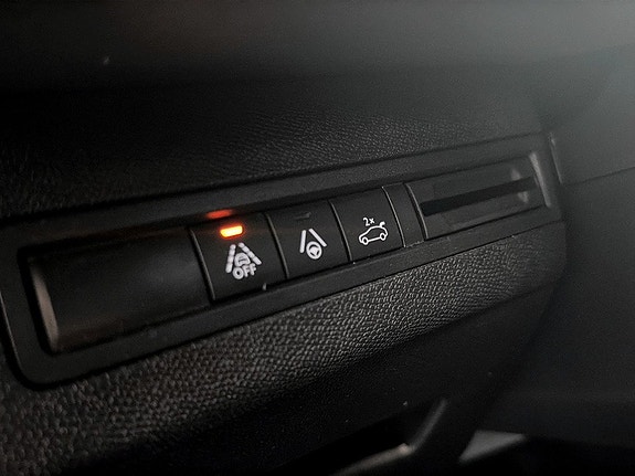Peugeot 3008 16 of 19