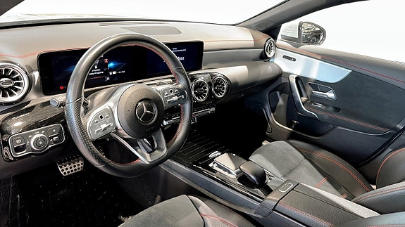 Mercedes-Benz CLA250+ 2 of 5