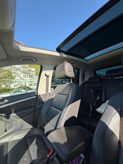 Volkswagen Tiguan 10 of 17