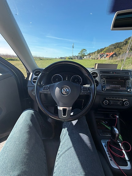 Volkswagen Tiguan 9 of 17